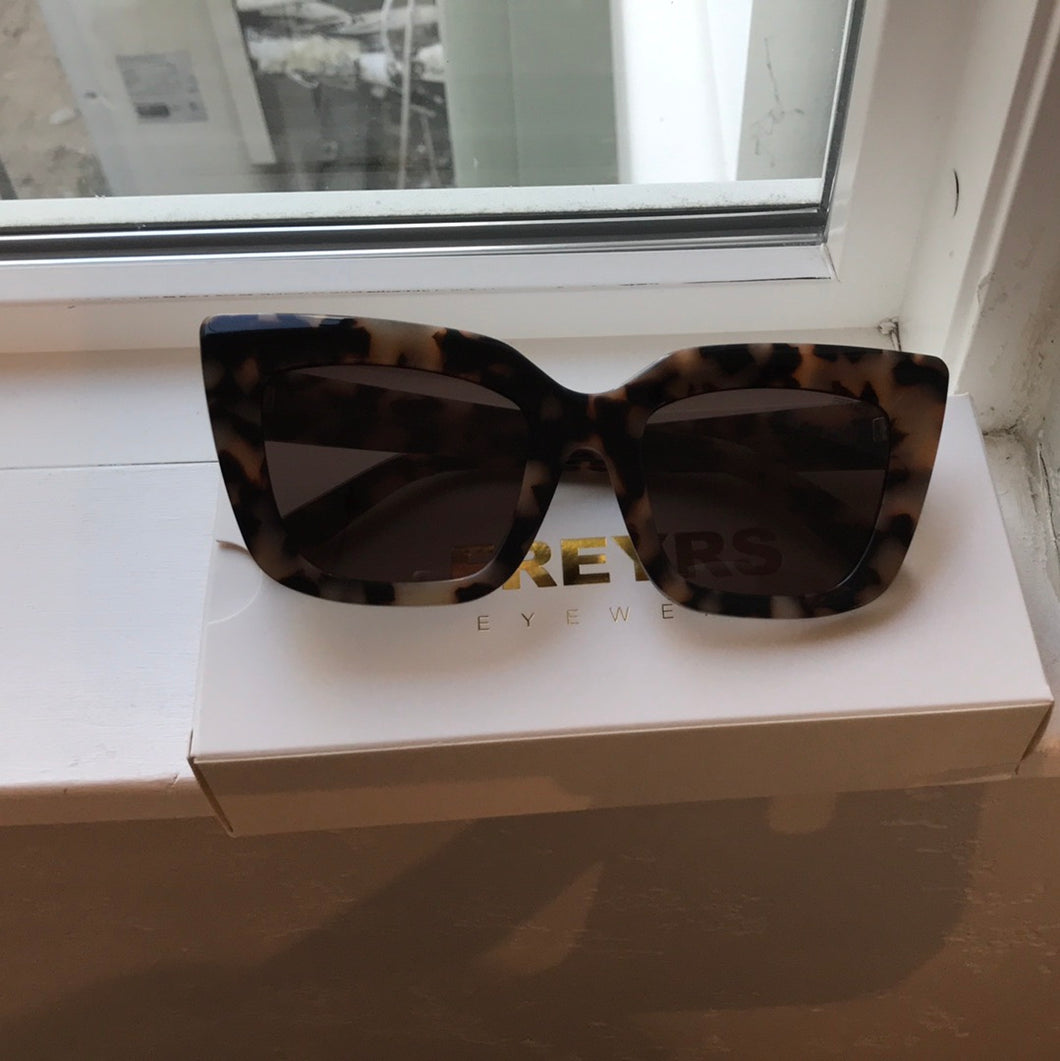 Freyrs Eyewear - Milky Tortoise